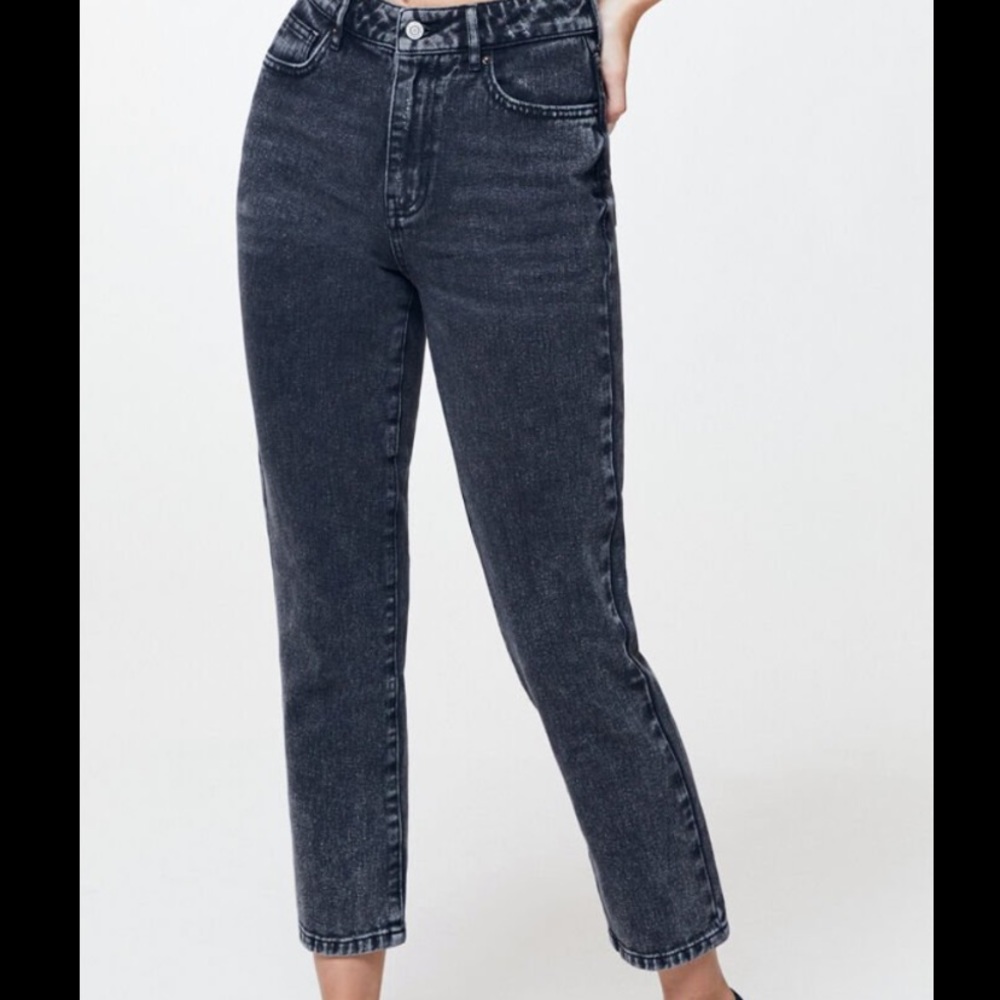 Pac Sun Black Mom Jeans!